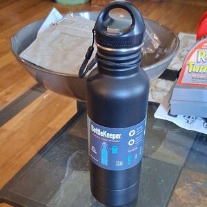 BOTTLE KEEPER